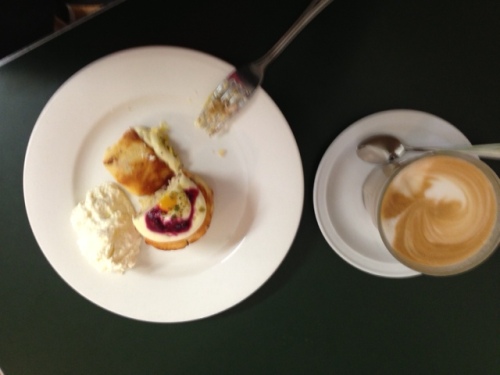 Awesome rhubarb, coconut & lemon cakette, great coffee
